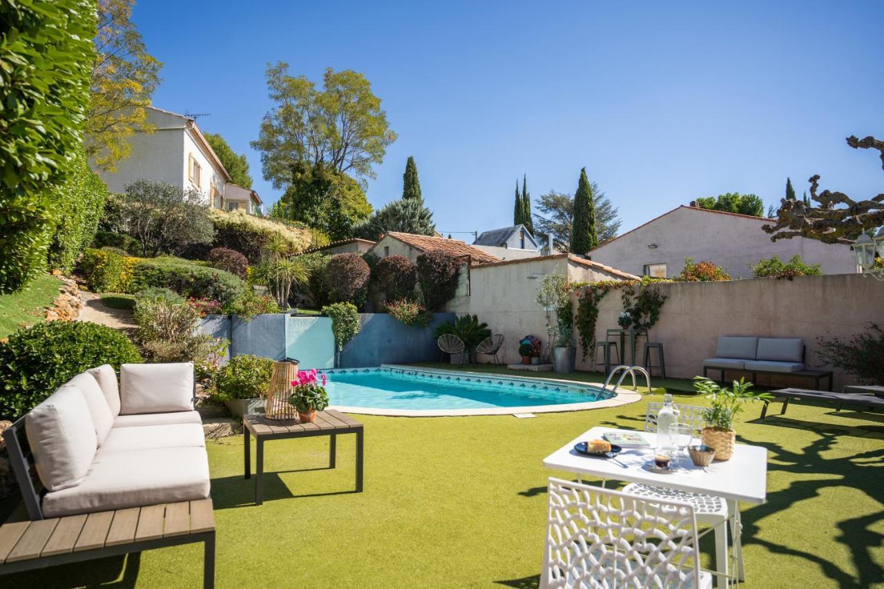 Logis Hotel La Feniere La Bouilladisse Buitenkant foto