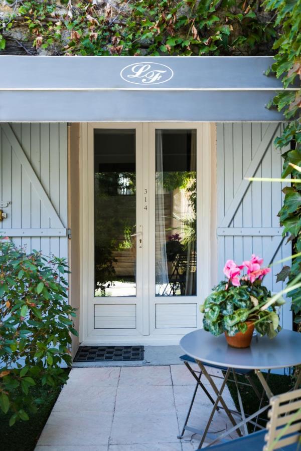 Logis Hotel La Feniere La Bouilladisse Buitenkant foto