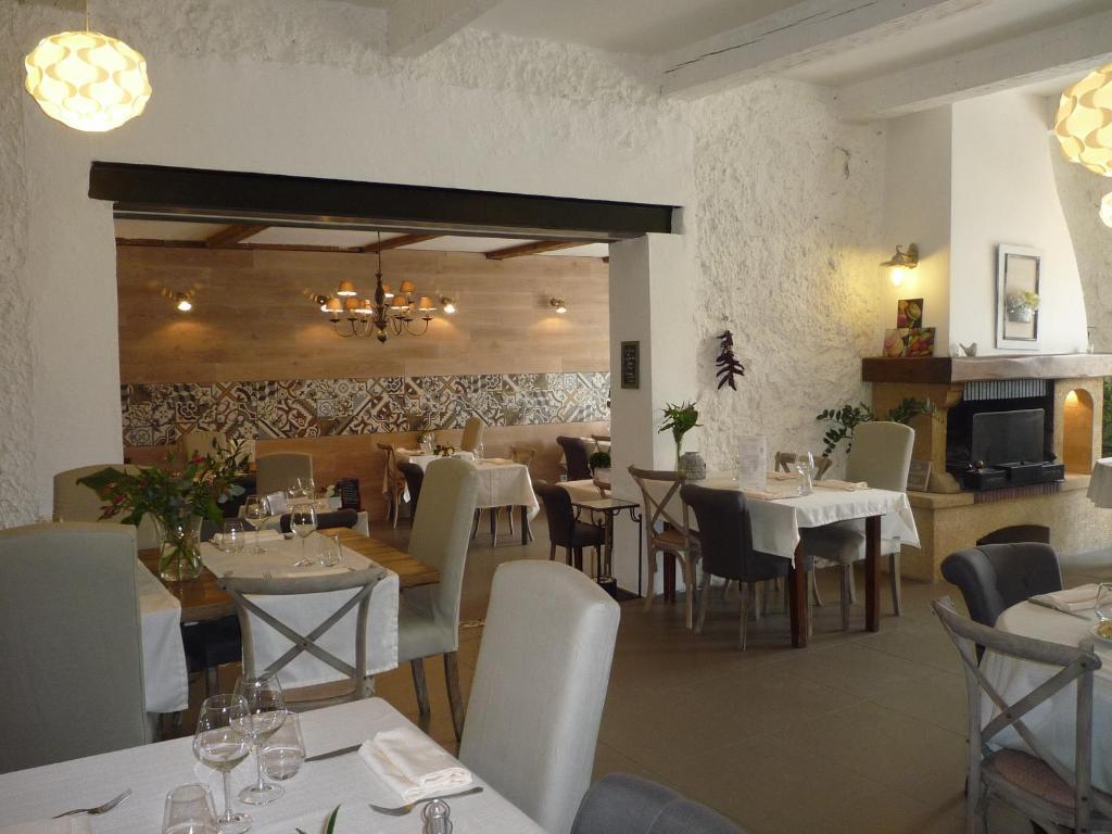 Logis Hotel La Feniere La Bouilladisse Kamer foto